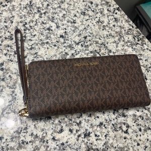 Michael Kors wallet